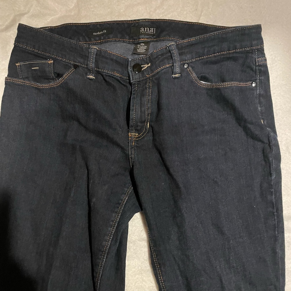 A.n.a Womens 12p jeans 28”